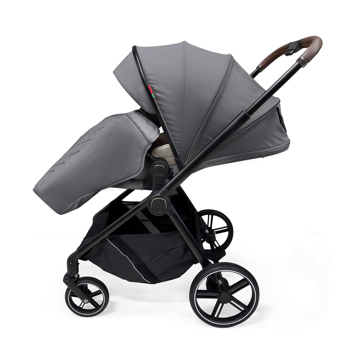 AERIS Lightweight Stroller