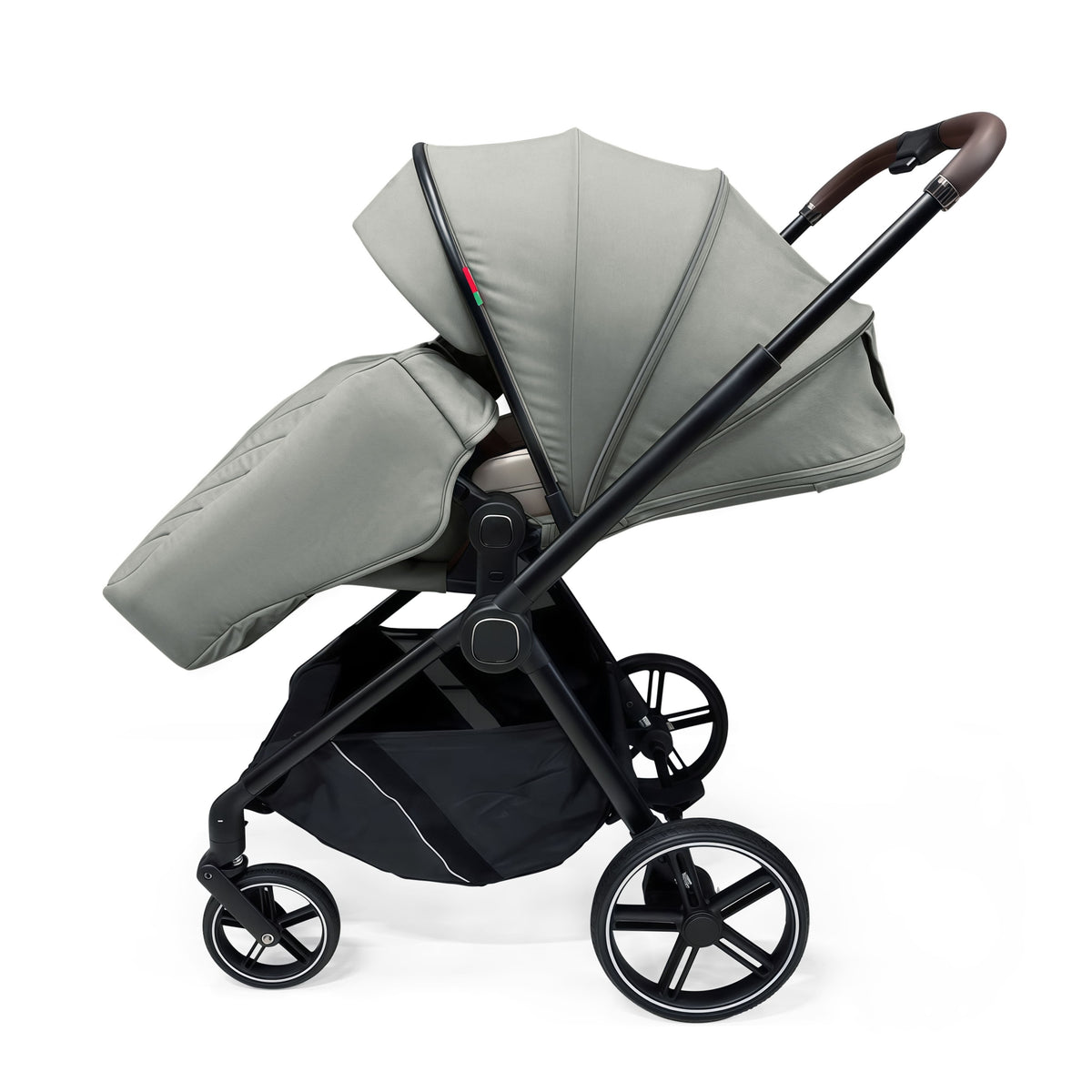 AERIS Lightweight Stroller
