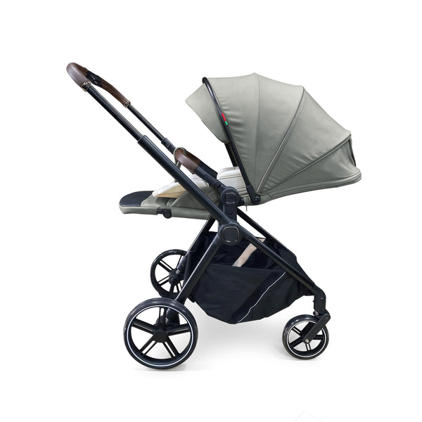 AERIS Lightweight Stroller
