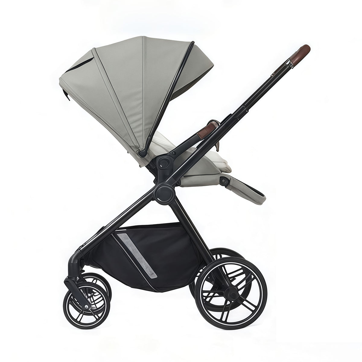 AERIS Lightweight Stroller